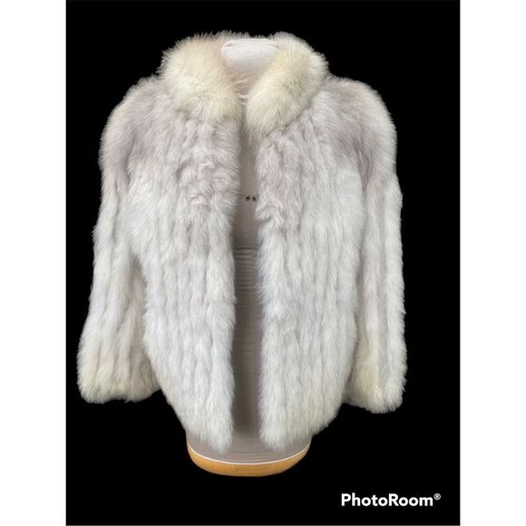 Saga Fox Stroller Coat. Size M.  White/Silver Fox.  Mandarin Collar.Side Pockets - Picture 3 of 13
